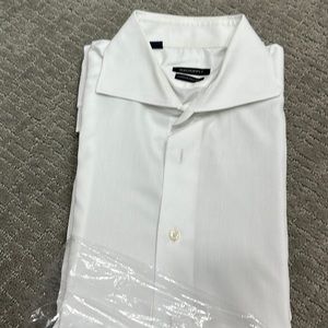 White long sleeve button down - everyday basic!